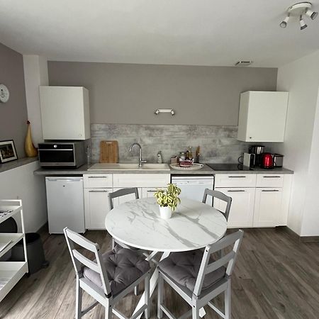 La Sainterie Apartment Savonnières Екстериор снимка