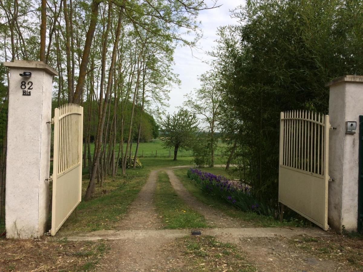 La Sainterie Apartment Savonnières Екстериор снимка